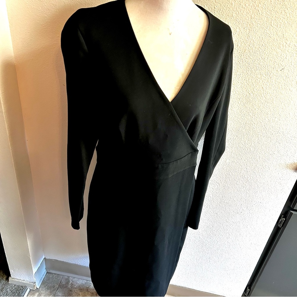 Diane Von Furstenberg Black Midi Dress sz 12 new with tag